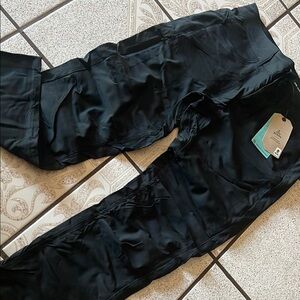 Prana Halle Straight Pant II women’s 6 shirt inseam 28” in black straight fit
